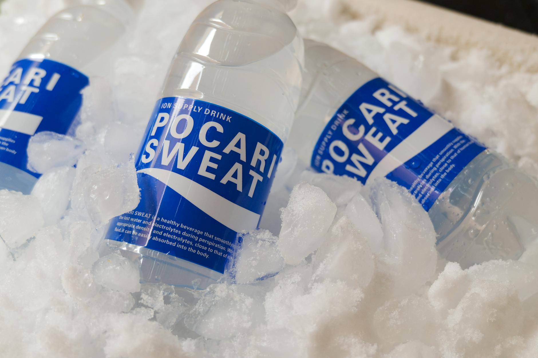 De ce hidratarea interioara este la fel de importanta ca cea exterioara